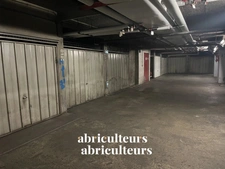 PARIS 15 / BALARD-LECOURBE<span></span>PARKING BOX<span></span>12 M2<span></span>39.000 €