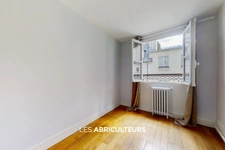 Appartement<span></span>2/3 pièces<span></span>61 m²<span></span>Paris 6