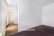 PARIS 1<span></span>APPARTEMENT<span></span>3 PIÈCES<span></span>2 CHAMBRES<span></span> 53,61 M²<span></span>645 000 €