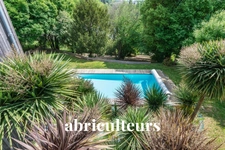 LA MEMBROLLE SUR CHOISILLE / TOURS<span></span>MAISON OSSATURE BOIS AVEC PISCINE<span></span>6 PIECES<span></span>4 CHAMBRES<span></span>1 BUREAU<span></span>170 M2<span></span>700.000 €