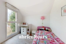 MONNAIE<span></span>MAISON<span></span>5 PIECES<span></span>4 CHAMBRES<span></span>105 M2<span></span>250.000 €