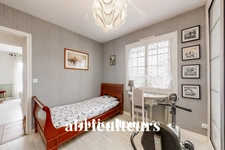 SAINT VAIZE / MAISON DE PLAIN PIED<span></span>7 PIECES<span></span>5 CHAMBRES<span></span>170 M2<span></span>389.000 €