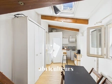 Coup de coeur<span></span>Studio de 21m2 au calme<span></span>idéalement situé, rue Rennequin, à deux pas du marché Poncelet, Paris 17ème