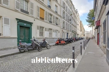 PARIS 18 EME / ABBESSES - APPARTEMENT - 2 PIECES - 1 CHAMBRE - 26 m2 - 300.000€