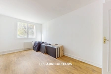 PLAISIR<span></span>APPARTEMENT<span></span>3 PIECES<span></span>2 CHAMBRES<span></span>78 M²<span></span>210 000