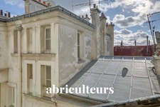 PARIS 18 EME / ABBESSES<span></span>APPARTEMENT<span></span>2 PIECES<span></span>1 CHAMBRE<span></span>26 m2<span></span>300.000€