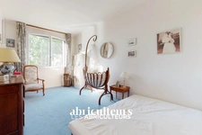 Appartement - 4 pièces - 2 chambres - 96 m² - Paris 16ème