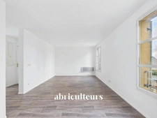 Appartement T4 rénové - Résidence de standing à Survilliers (95)