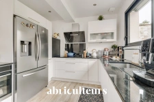 Maison contemporaine – 122,64 m² – 6 pièces – Quartier Clos, Vélizy-Villacoublay