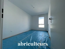 COLOMBES<span></span>APPARTEMENT NEUF AVEC TERRASSE PLEIN SUD DE 65M2<span></span>4 PIÈCES<span></span>3 CHAMBRES<span></span>102 m2<span></span>590.000€