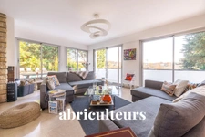 PROCHE TOURS<span></span>MAISON AVEC PISCINE<span></span>8 PIECES<span></span>4 CHAMBRES<span></span>205M²<span></span>750.000 €