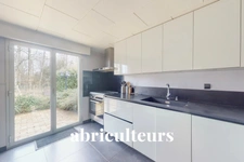 COURTENAY<span></span>MAISON ARCHITECTE<span></span>6 PIECES<span></span>4 CHAMBRES<span></span>236 M2<span></span>310.000 €