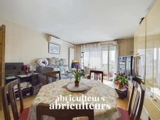 AUBERVILLIERS - APPARTEMENT AVEC BALCON - 3 PIECES - 2 CHAMBRES - 64 M2 - 299 700 €