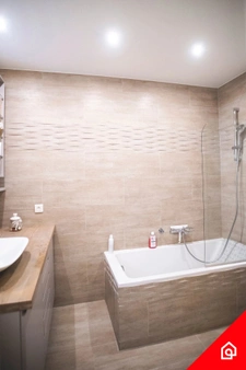 Appartement avec jardin<span></span>4/5 pièces<span></span>2 ou 3 chambres<span></span>rue de Charonne