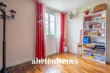 BRY SUR MARNE / LES COTEAUX CENTRE VILLE - APPARTEMENT - 3 PIECES - 2 CHAMBRES - 63 M2 - 250.000 €