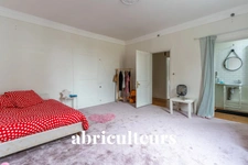 COGNAC / CENTRE-VILLE<span></span>MAISON DE VILLE AVEC TERRAIN DE 467 M2- 8 PIECES<span></span>5 CHAMBRES <span></span>230 M2<span></span>435.000€