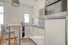 APPARTEMENT 2 PIECES - 1 CH - 31 m² - PARIS 12/PICPUS