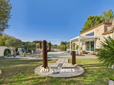 Superbe Villa Familiale de Plain-Pied<span></span>5 Pièces<span></span>139 m²<span></span>Piscine Chauffée -Terrain 1083 m²