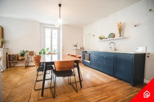 Appartement<span></span>3 pièces<span></span>2 chambres<span></span>Paris 17ème / Batignolles