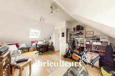 COURTEMPIERRE<span></span>MAISON RIVIERE<span></span>6 PIECES<span></span>3/4 CHAMBRES<span></span>120 M2<span></span>220000 €