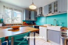 PUTEAUX/BOIELDIEU APPARTEMENT 4 PIECES 2 CHAMBRES - 80 m2 - 469.000 €