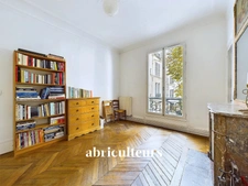 PARIS 10E- APPARTEMENT- 6 PIECES- 3 OU 4 CHAMBRES- 156 M²- 1 649 400 €