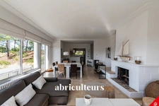 Maison - 7 pièces - 243,59 m2 - Saint-Jean-de-Monts