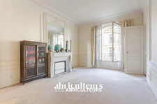 PARIS 15 - PLACE DE BRETEUIL - 5  PIECES - 146 m²