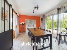 AMILLY<span></span>MAISON<span></span>6 PIÈCES <span></span>4 CHAMBRES<span></span>168 M2<span></span>298.500 €