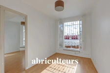 PARIS 18 EME / ABBESSES<span></span>APPARTEMENT<span></span>2 PIECES<span></span>1 CHAMBRE<span></span>26 m2<span></span>300.000€