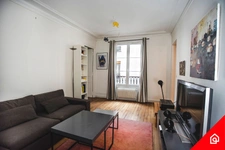 Appartement- 2 pièces<span></span>1 chambre<span></span>Paris 9ème