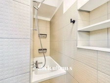 Coup de cœur<span></span>2 pièces de 38 m²<span></span>Lumineux et calme absolu avec balcon<span></span>Rue des Halles, Paris 1er