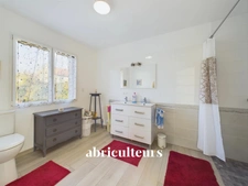 SAINT-CLEMENT / SENS<span></span>MAISON<span></span>3 PIECES<span></span>2 CHAMBRES<span></span>101 M2<span></span>234.500 €