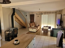 Maison 4Chs, 117m² dans le bourg, sur terrain de 500m².
