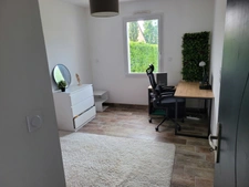 Maison récente de 2019, 3Chambres, un bureau. Sans frais d'aménagement.