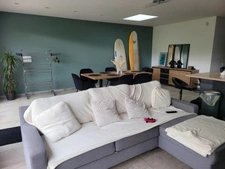 Maison 3Chambres, un bureau récente de 2019. Sans frais d'aménagement.