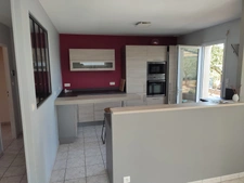 Maison 5 CHs, Bureau, Garage proche bourg.