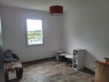 Maison récente de 2019, 3Chambres, un bureau. Sans frais d'aménagement.