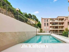 T2 Lumineux avec Terrasse & Piscine - Menton Acacias