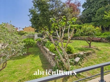 Superbe T2 de 47 m² avec plus de 100 m² d'extérieur vendu dans le quartier du Bas Borrigo à Menton (06500)