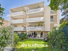 Superbe T2 de 47 m² avec plus de 100 m² d'extérieur vendu dans le quartier du Bas Borrigo à Menton (06500)