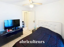 T2 Lumineux avec Terrasse & Piscine - Menton Acacias