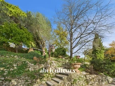 Propriété d'artistes au cœur de 2 ha de verdure - Cantaron