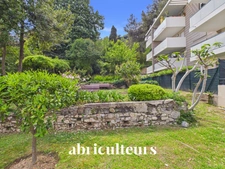 Superbe T2 de 47 m² avec plus de 100 m² d'extérieur vendu dans le quartier du Bas Borrigo à Menton (06500)