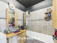 Superbe 2 pièces de 46,5 m² avec grande terrasse et parking en étage élevé – Nice Ouest Quartier Méridia