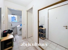 T2 Lumineux avec Terrasse & Piscine - Menton Acacias