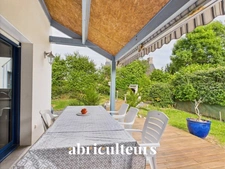 À Erdeven, contemporaine spacieuse et lumineuse, à 10 min des plages<span></span>Calme, vie familiale et prestations de qualité