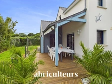 À Erdeven, contemporaine spacieuse et lumineuse, à 10 min des plages<span></span>Calme, vie familiale et prestations de qualité