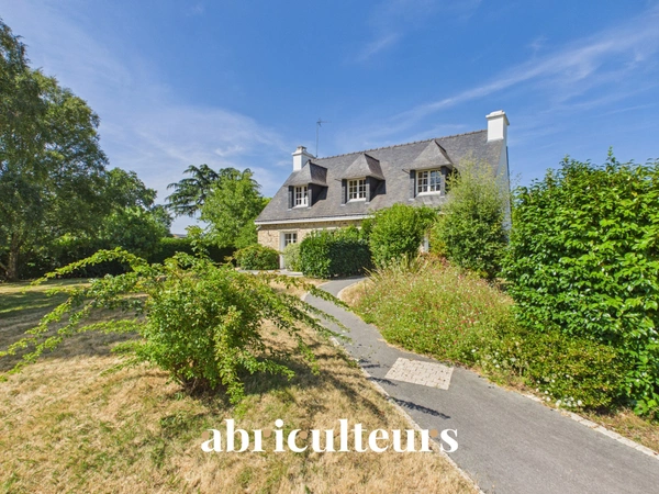 Maison familiale d’environ 160 m² au nord de Vannes (Le Teninio) 56000