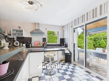 À Erdeven, contemporaine spacieuse et lumineuse, à 10 min des plages – Calme, vie familiale et prestations de qualité